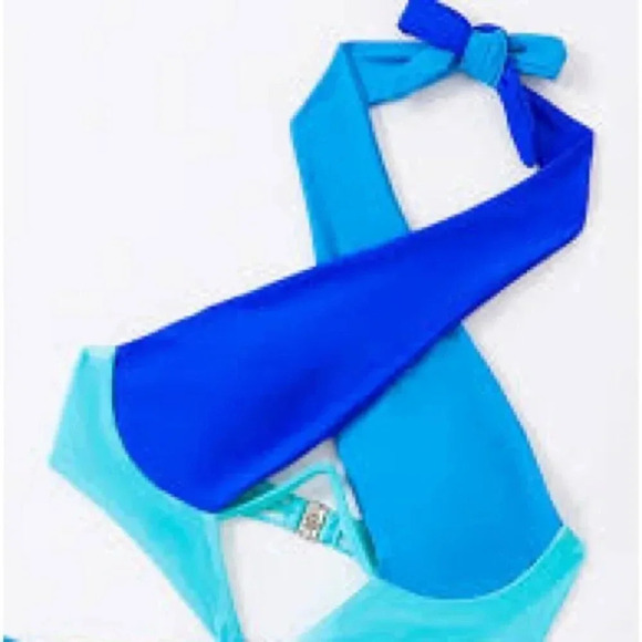 Shein  Swimsuit Monokini - Picture 3 of 10